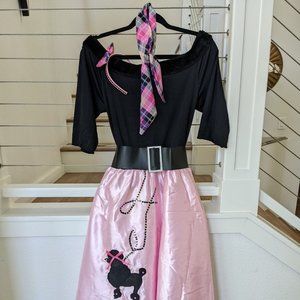Fun and Easy Poodle Skirt Halloween Costume